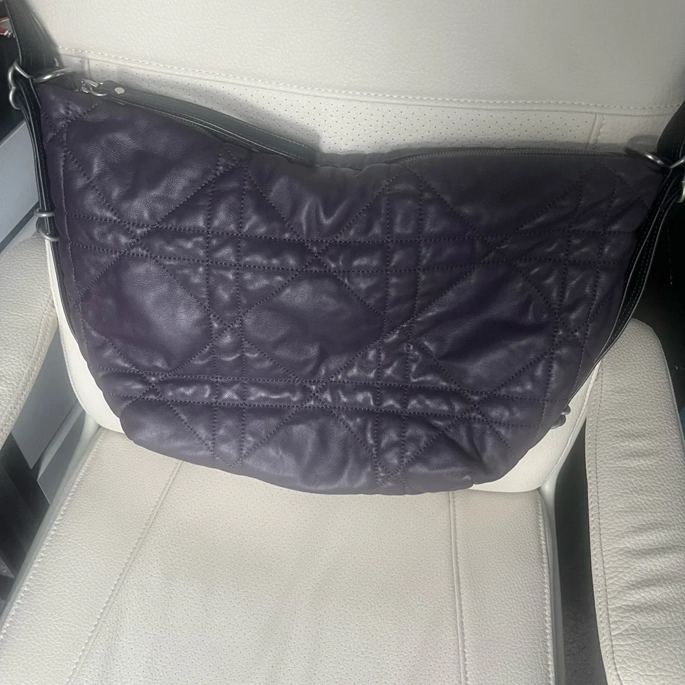 RELIST - Rough & Tumble purple Pashi quilted medium duffel - Picture 4 of 9